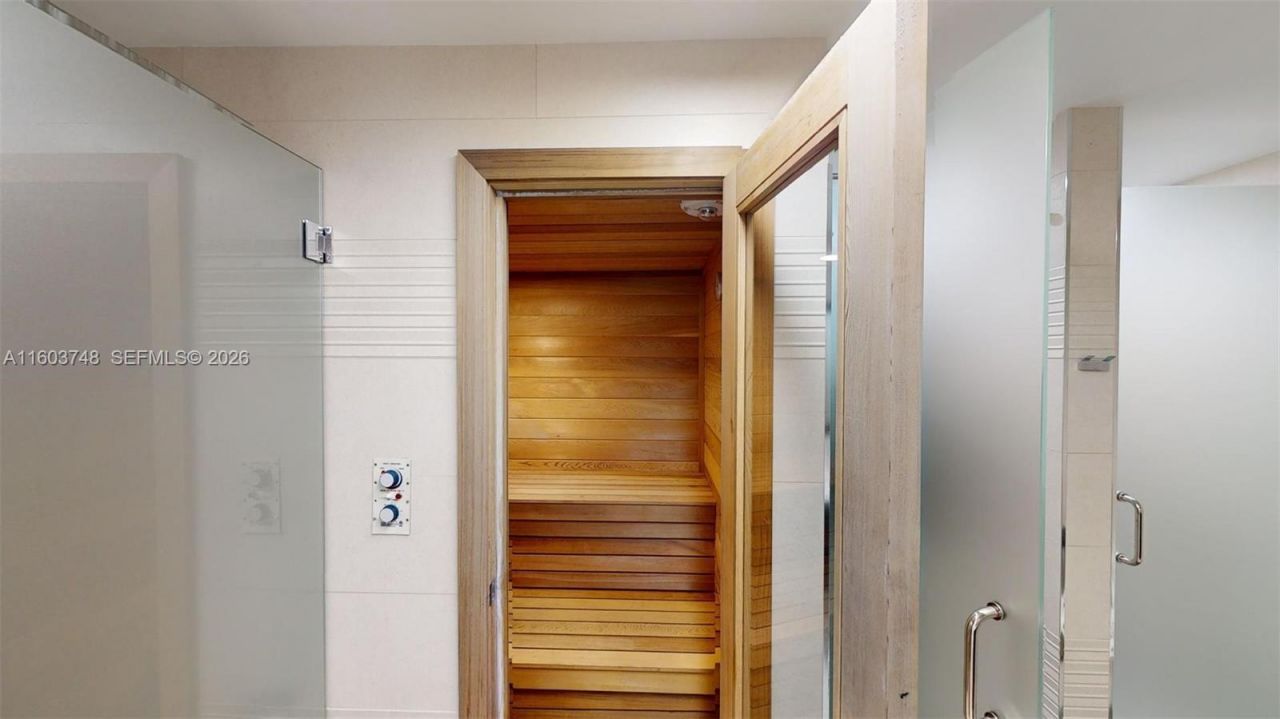 1912 S Ocean Dr, Unit 12C, Hallandale Beach, FL 33009 Photo