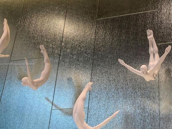 851 NE 1st Ave, Unit 3905, Miami, FL 33132