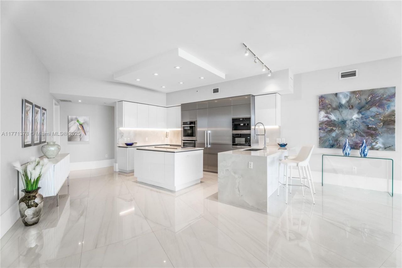 5000 Island Estates Dr, Unit 704, Aventura, FL 33160 Photo