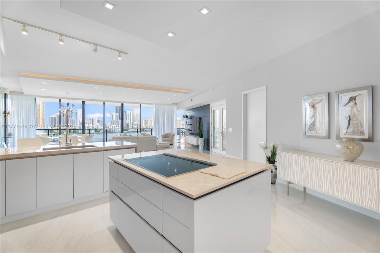 5000 Island Estates Dr, Unit 704, Aventura, FL 33160 Photo