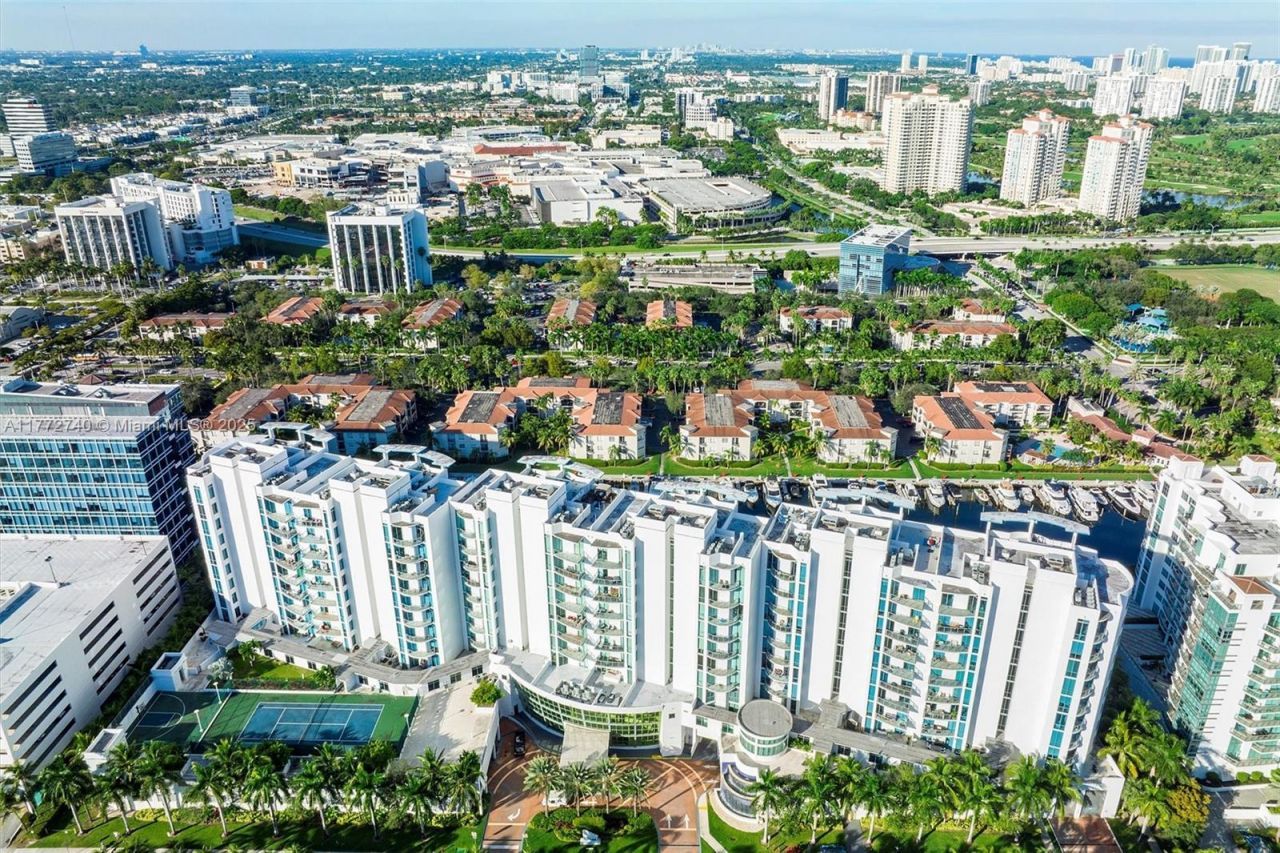 3029 NE 188th St, Unit 1117, Aventura, FL 33180 Photo