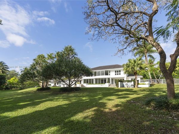 413 Santurce Ave, Coral Gables, FL 33143