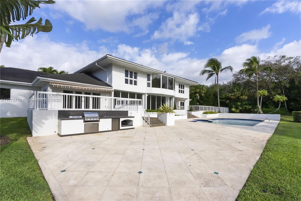 413 Santurce Ave, Coral Gables, FL 33143 Photo