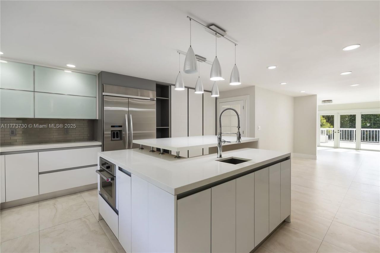 413 Santurce Ave, Coral Gables, FL 33143 Photo