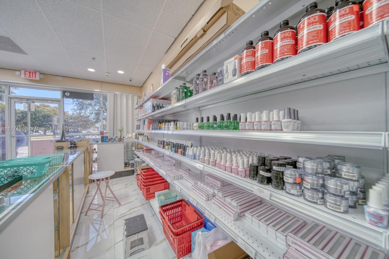 Nails Supply For Sale In Cutler Bay, Cutler Bay, FL 33157 Photo