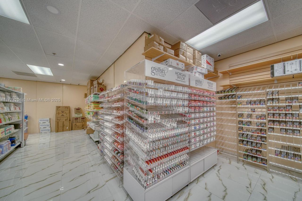 Nails Supply For Sale In Cutler Bay, Cutler Bay, FL 33157 Photo