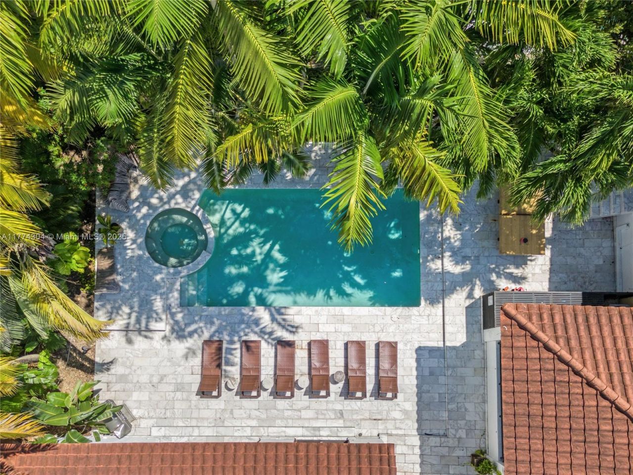 1061 NW North River Dr, Miami, FL 33136 Photo