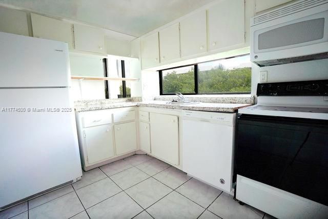 17021 N Bay Rd, Unit 414, Sunny Isles Beach, FL 33160 Photo