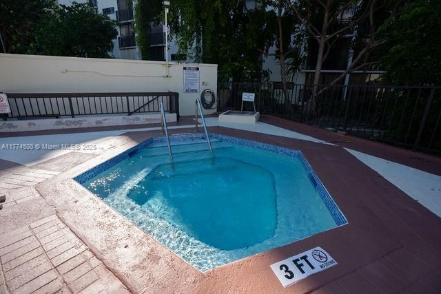 17021 N Bay Rd, Unit 414, Sunny Isles Beach, FL 33160 Photo