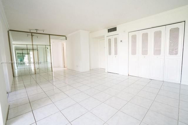 17021 N Bay Rd, Unit 414, Sunny Isles Beach, FL 33160 Photo