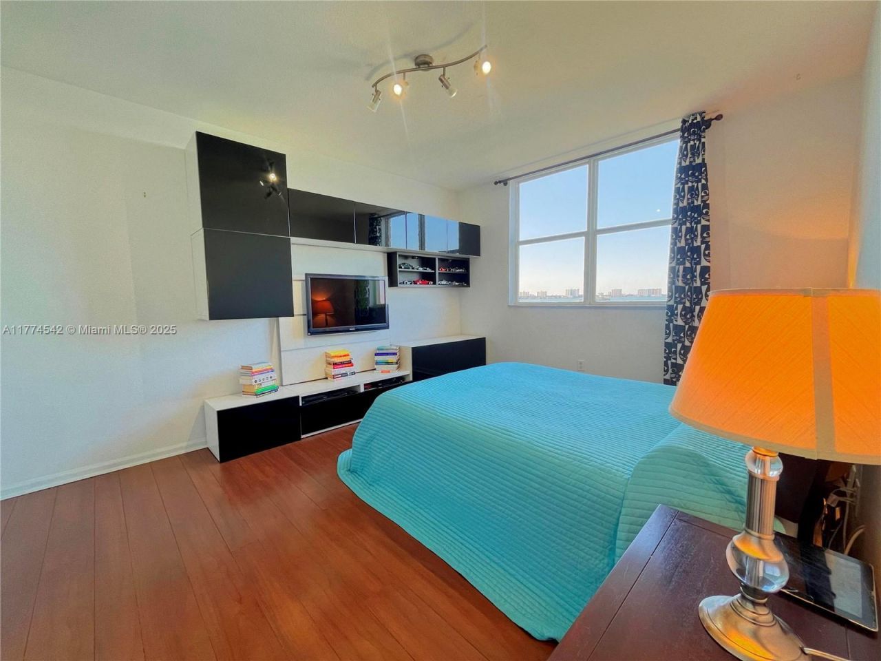 1625 Kennedy Cswy, Unit 603F, North Bay Village, FL 33141 Photo