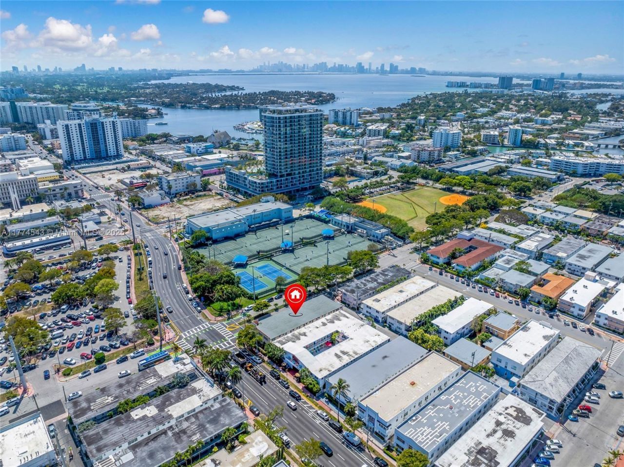 7300 Harding Ave, Miami Beach, FL 33141 Photo