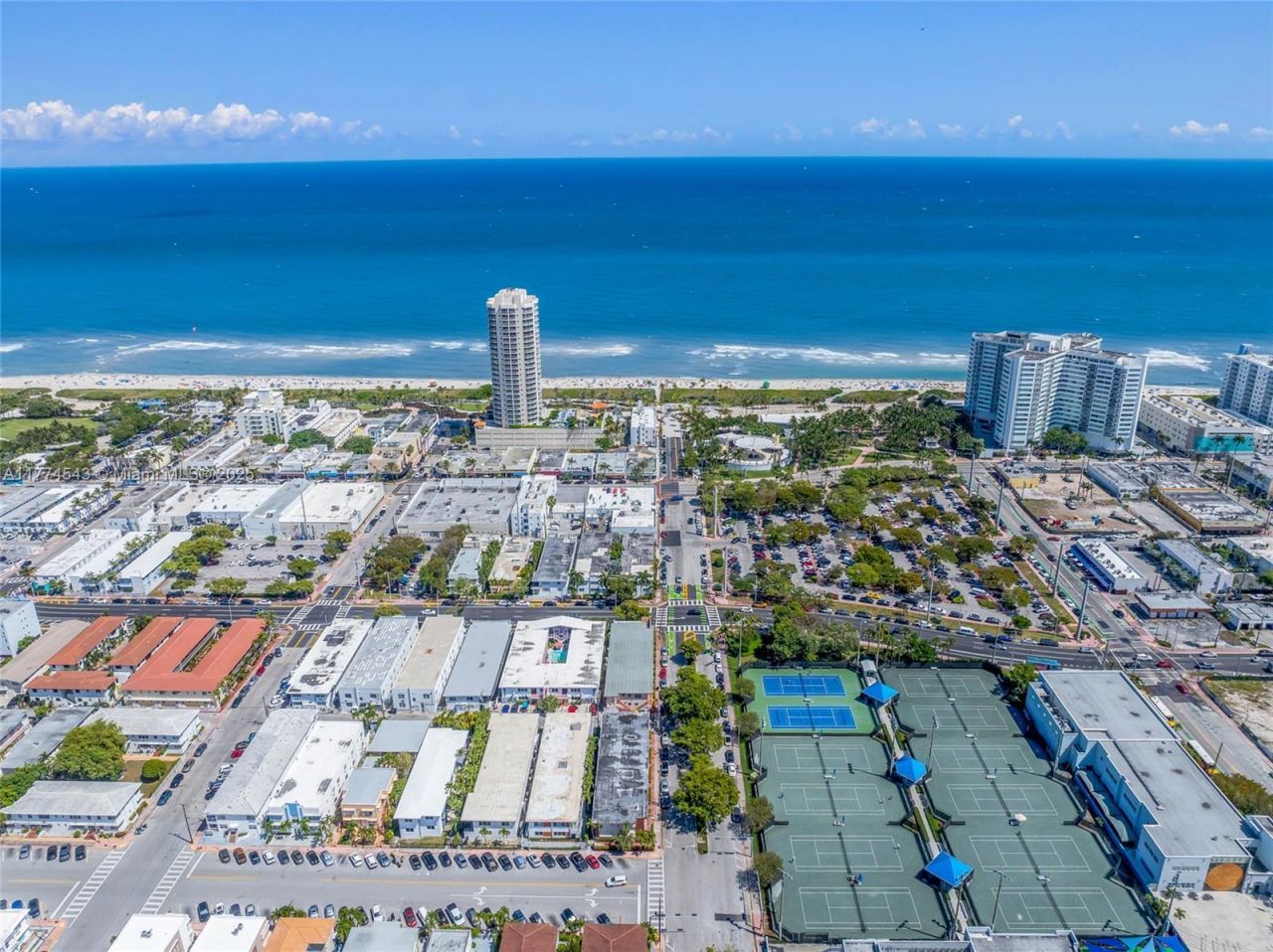 7300 Harding Ave, Miami Beach, FL 33141 Photo