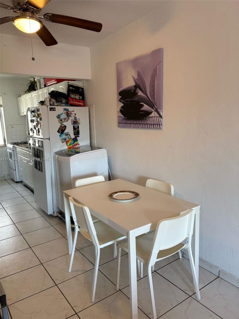 7300 Harding Ave, Miami Beach, FL 33141 Photo