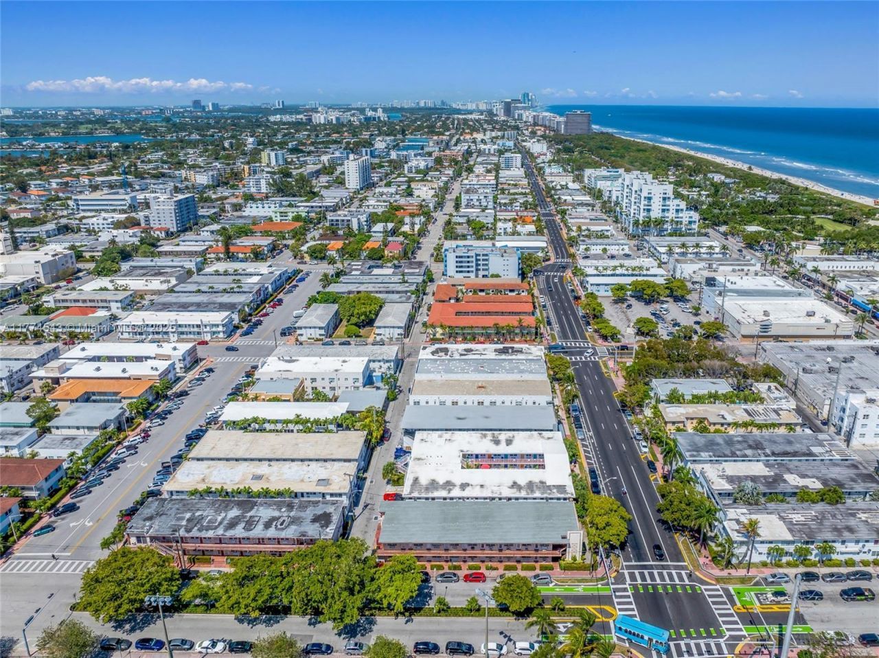 7300 Harding Ave, Miami Beach, FL 33141 Photo