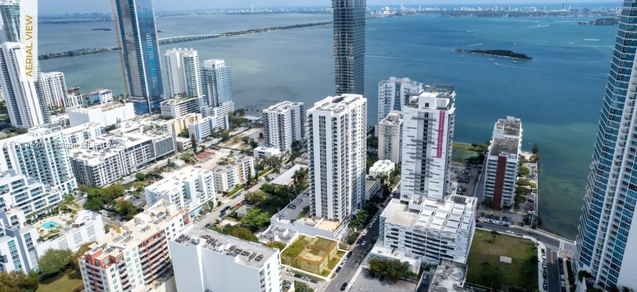 401 NE 22nd St, Miami, FL 33137 Photo