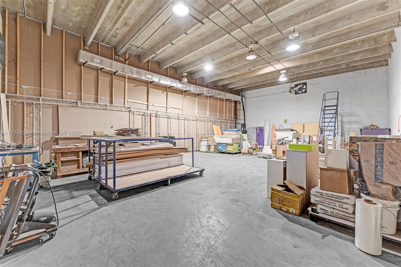 Please Call For Address, Medley, FL 33166 Photo