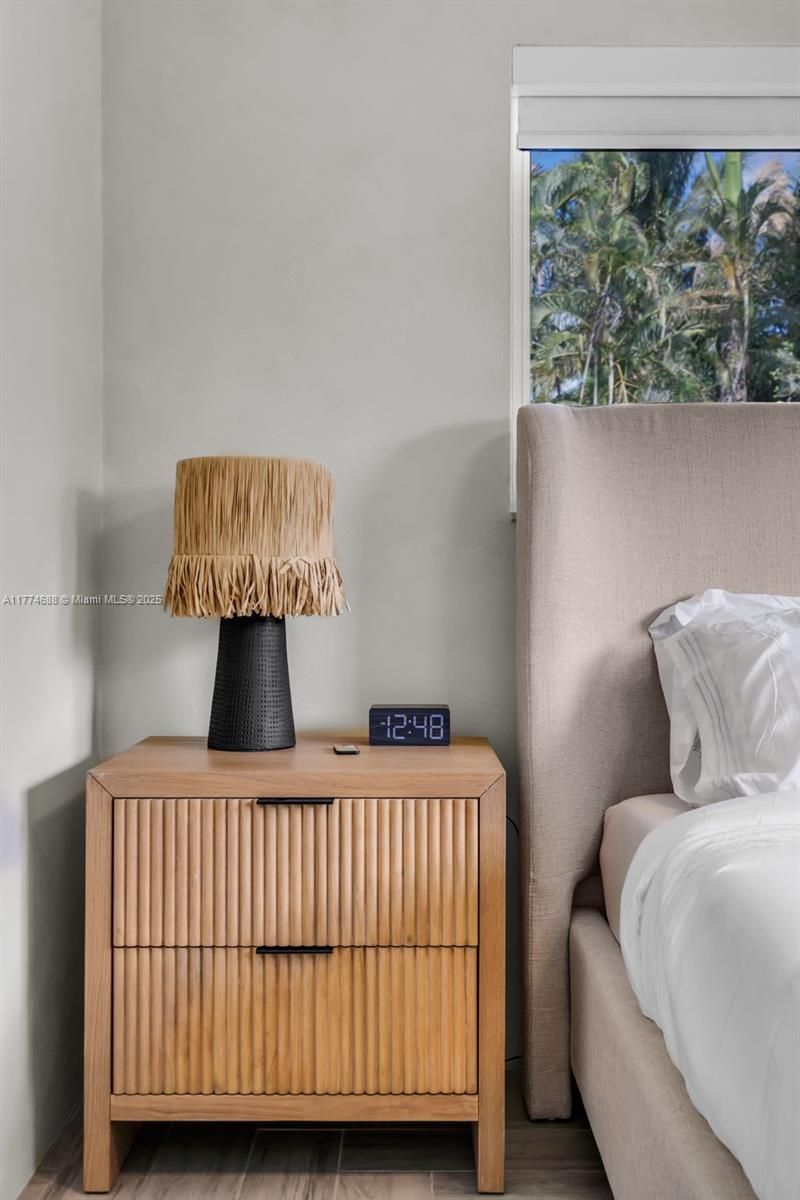 535 N Biscayne River Dr, Unit 1, Miami, FL 33169 Photo