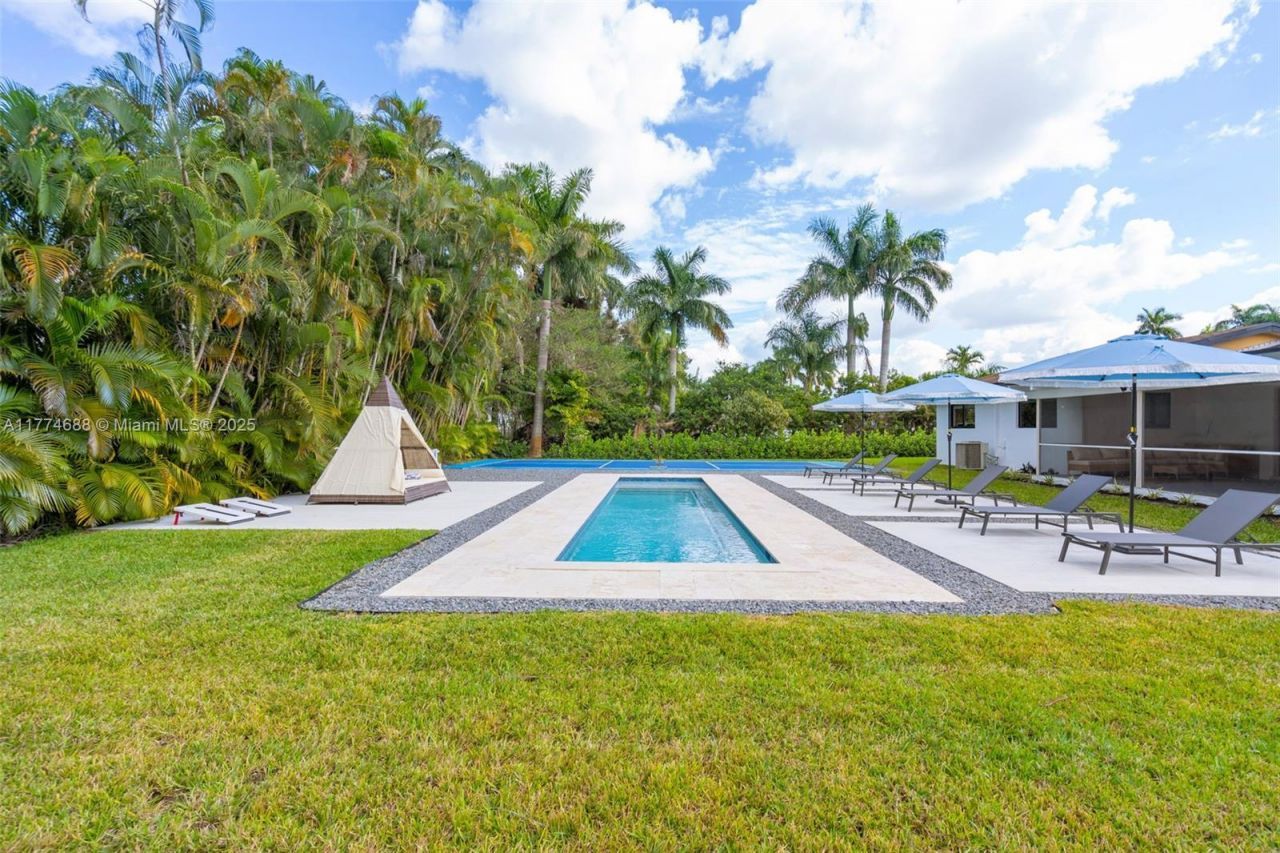 535 N Biscayne River Dr, Unit 1, Miami, FL 33169 Photo