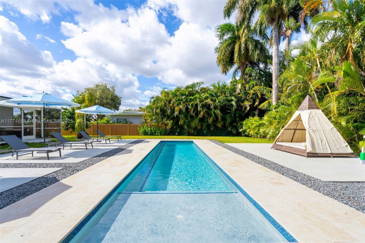 535 N Biscayne River Dr, Unit 1, Miami, FL 33169 Photo