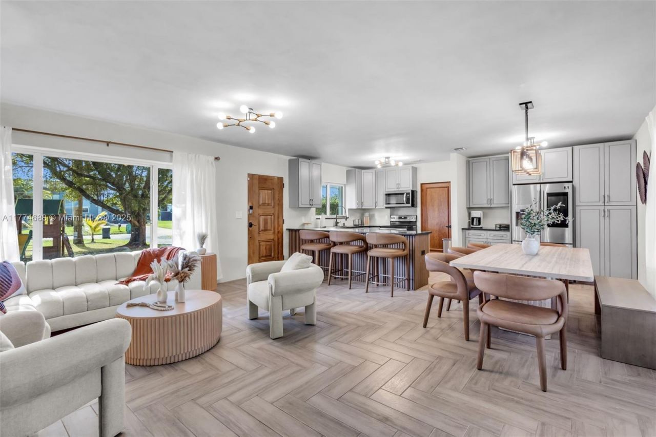 535 N Biscayne River Dr, Unit 1, Miami, FL 33169 Photo