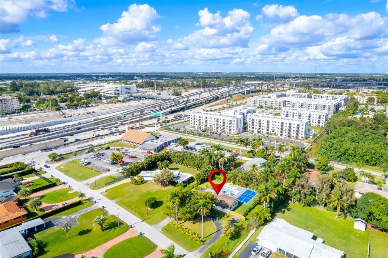 535 N Biscayne River Dr, Unit 1, Miami, FL 33169 Photo