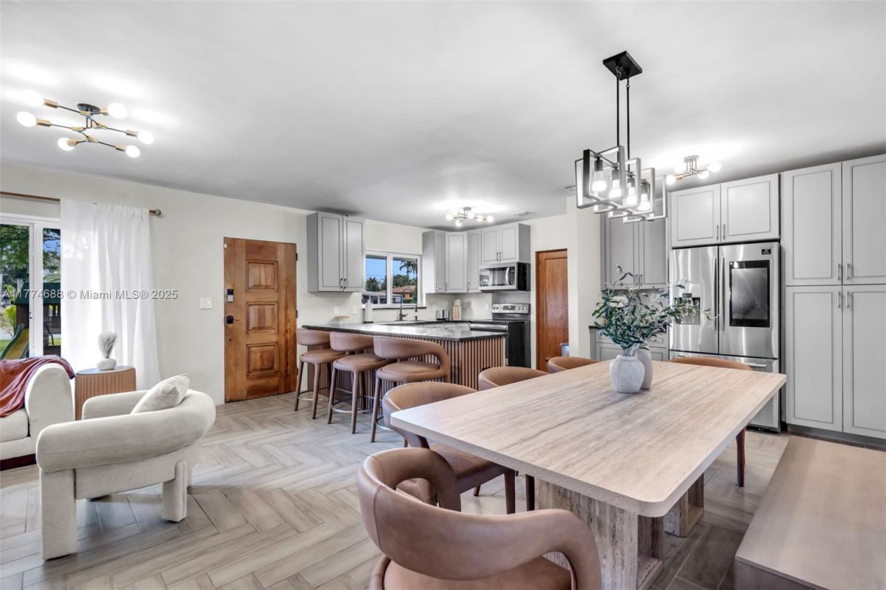 535 N Biscayne River Dr, Unit 1, Miami, FL 33169 Photo