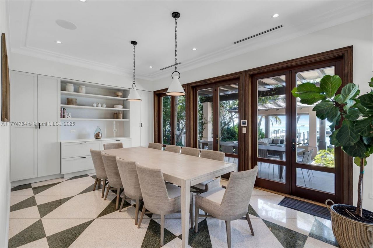9 Harbor Pt, Key Biscayne, FL 33149 Photo