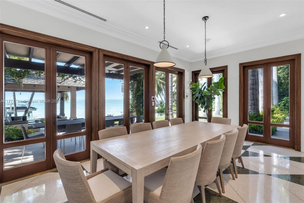 9 Harbor Pt, Key Biscayne, FL 33149 Photo
