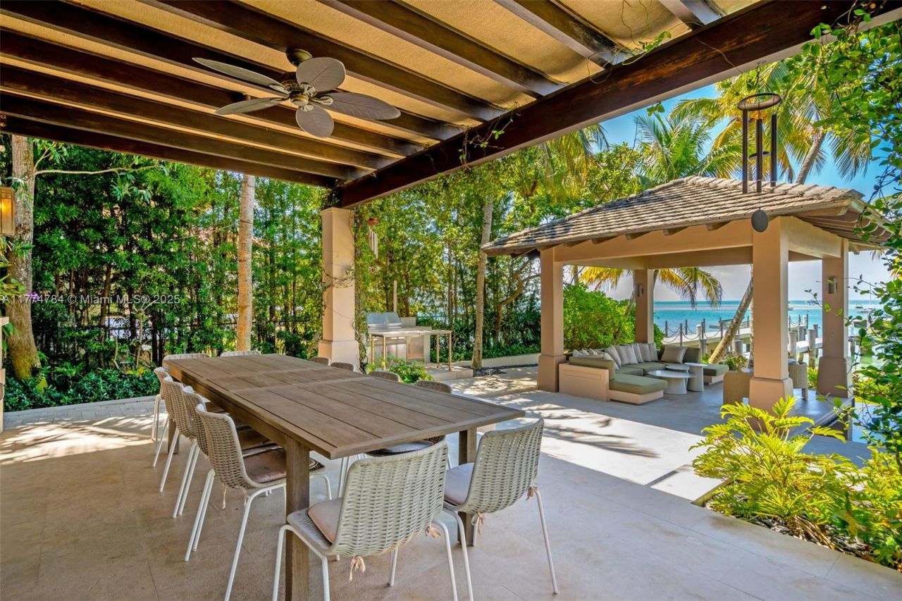 9 Harbor Pt, Key Biscayne, FL 33149 Photo
