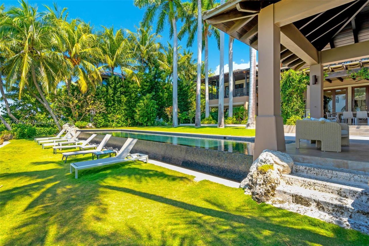 9 Harbor Pt, Key Biscayne, FL 33149 Photo