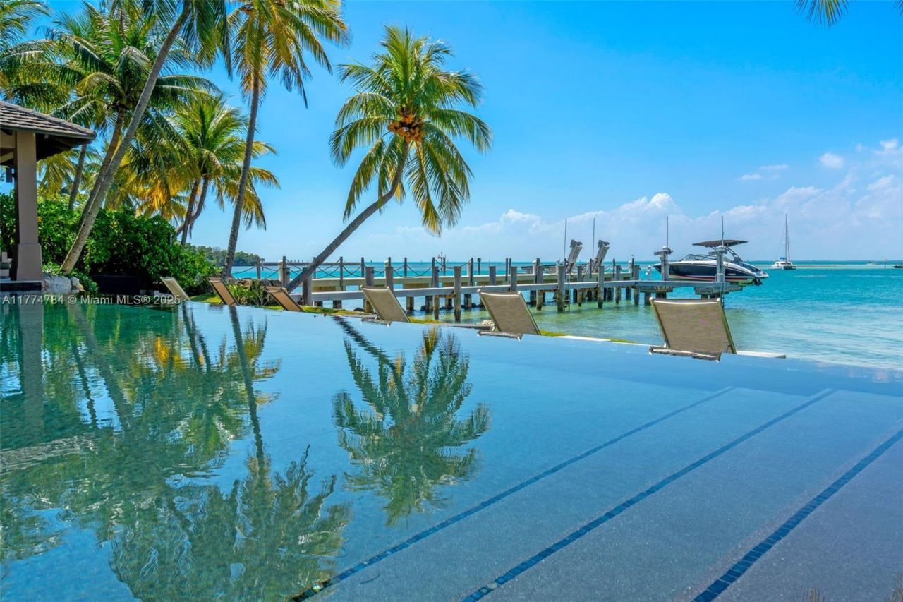 9 Harbor Pt, Key Biscayne, FL 33149 Photo