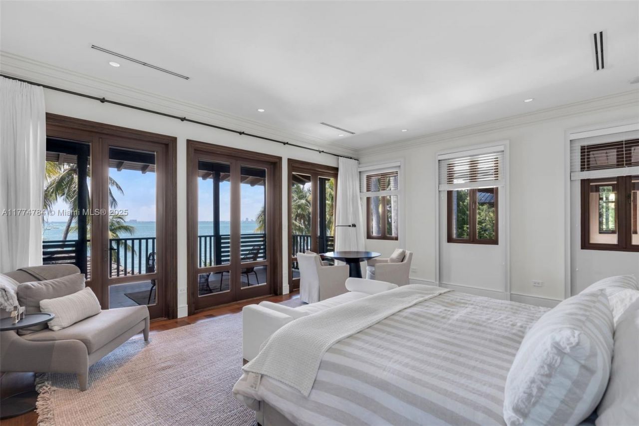 9 Harbor Pt, Key Biscayne, FL 33149 Photo