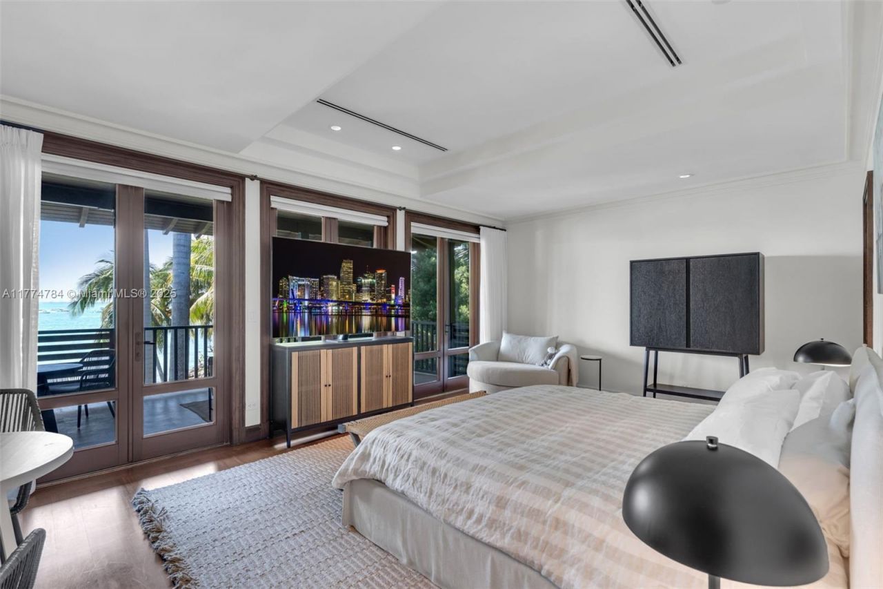 9 Harbor Pt, Key Biscayne, FL 33149 Photo