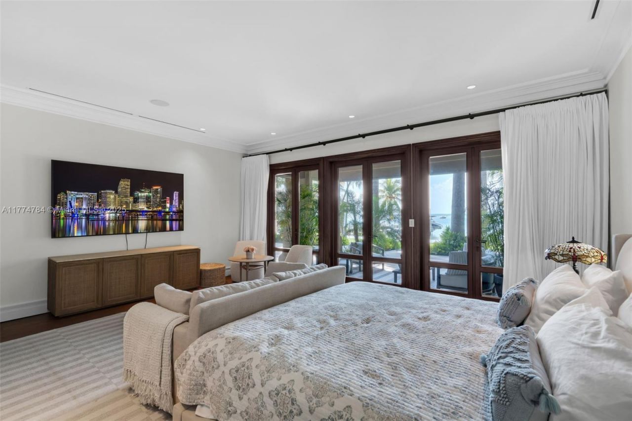 9 Harbor Pt, Key Biscayne, FL 33149 Photo