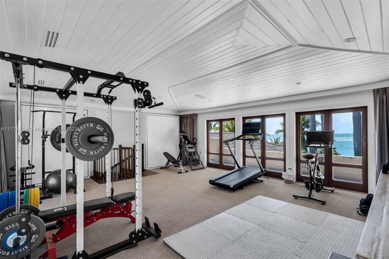 9 Harbor Pt, Key Biscayne, FL 33149 Photo