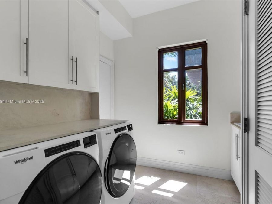 Property Image 77