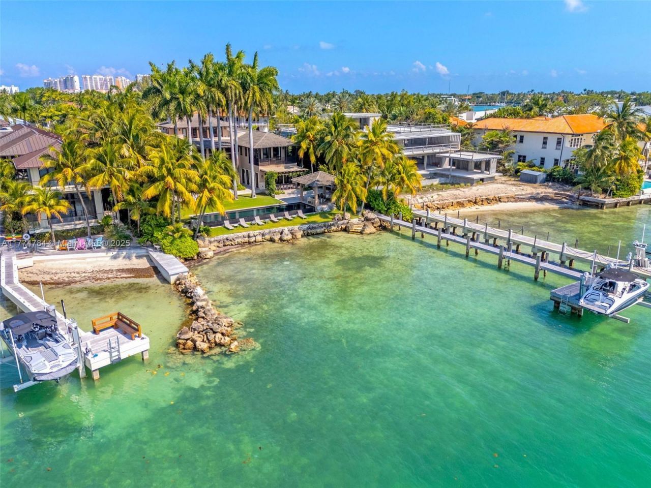 9 Harbor Pt, Key Biscayne, FL 33149 Photo