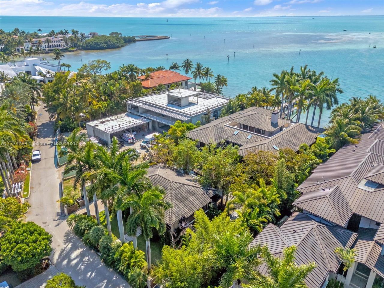 9 Harbor Pt, Key Biscayne, FL 33149 Photo