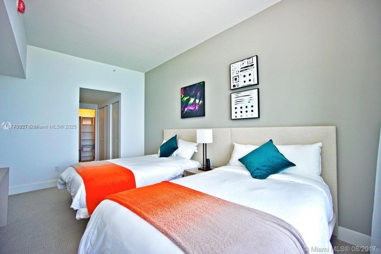 4111 S Ocean Dr, Unit LPH6, Hollywood, FL 33019 Photo