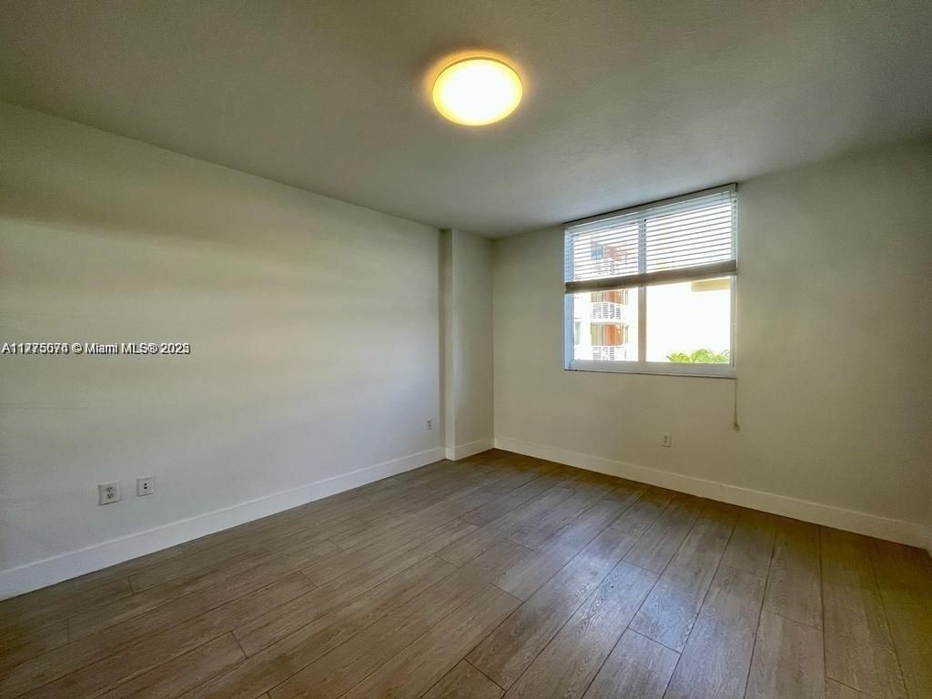 2775 NE 187th St, Unit 326, Aventura, FL 33180 Photo