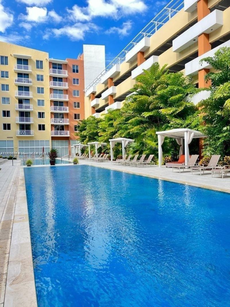 2775 NE 187th St, Unit 326, Aventura, FL 33180 Photo