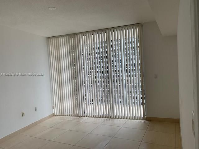 1750 N Bayshore Dr, Unit 2806, Miami, FL 33132 Photo