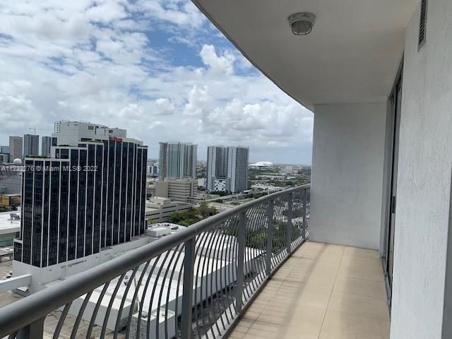 1750 N Bayshore Dr, Unit 2806, Miami, FL 33132 Photo