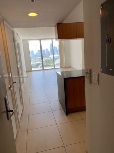 1750 N Bayshore Dr, Unit 2806, Miami, FL 33132 Photo
