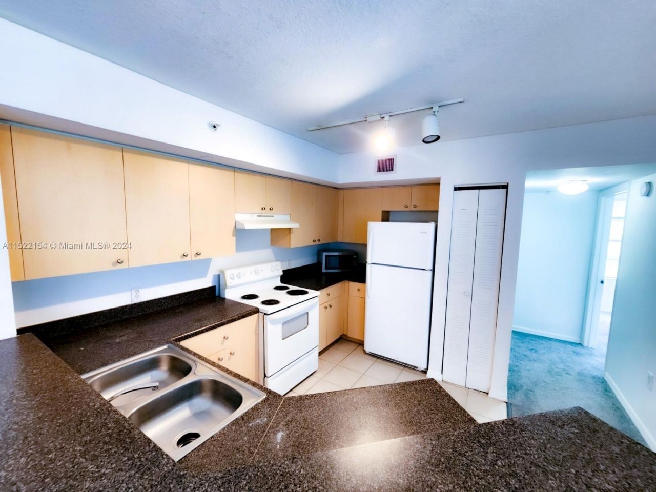 4151 San Marino Blvd, Unit 202, West Palm Beach, FL 33409 Photo