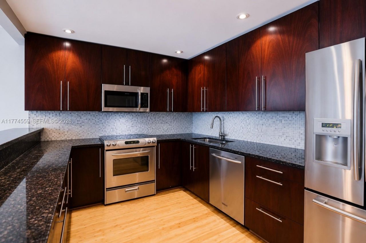 19390 Collins Ave, Unit 1614, Sunny Isles Beach, FL 33160 Photo