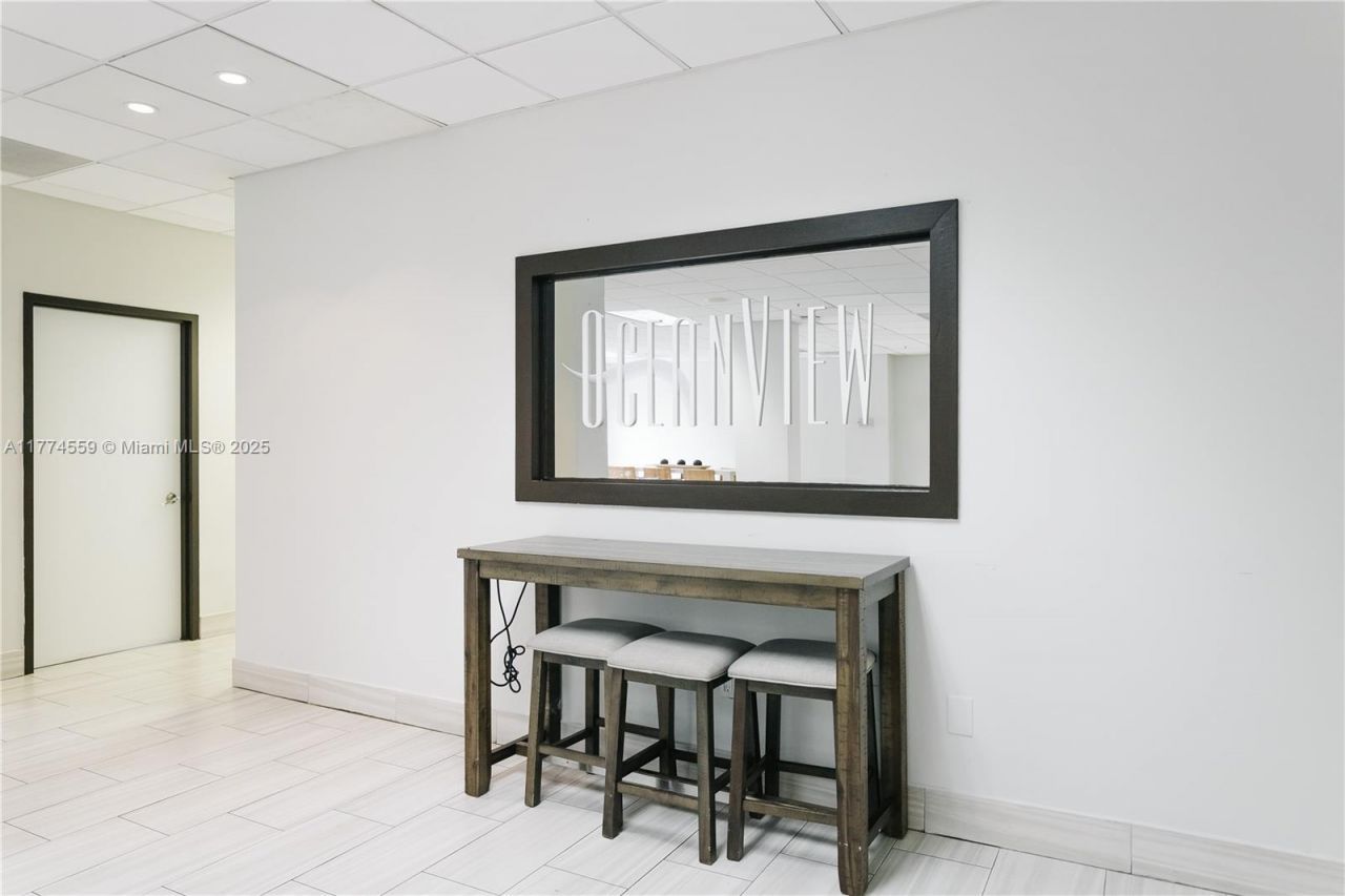 19390 Collins Ave, Unit 1614, Sunny Isles Beach, FL 33160 Photo