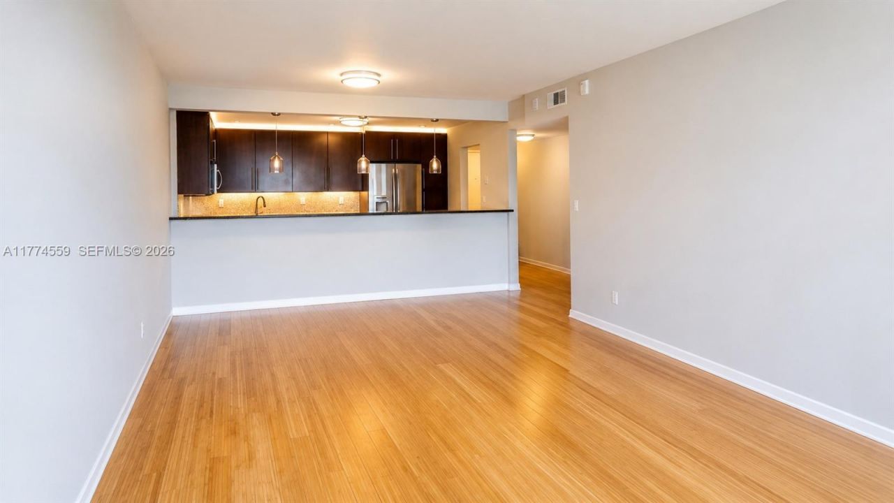 19390 Collins Ave, Unit 1614, Sunny Isles Beach, FL 33160 Photo