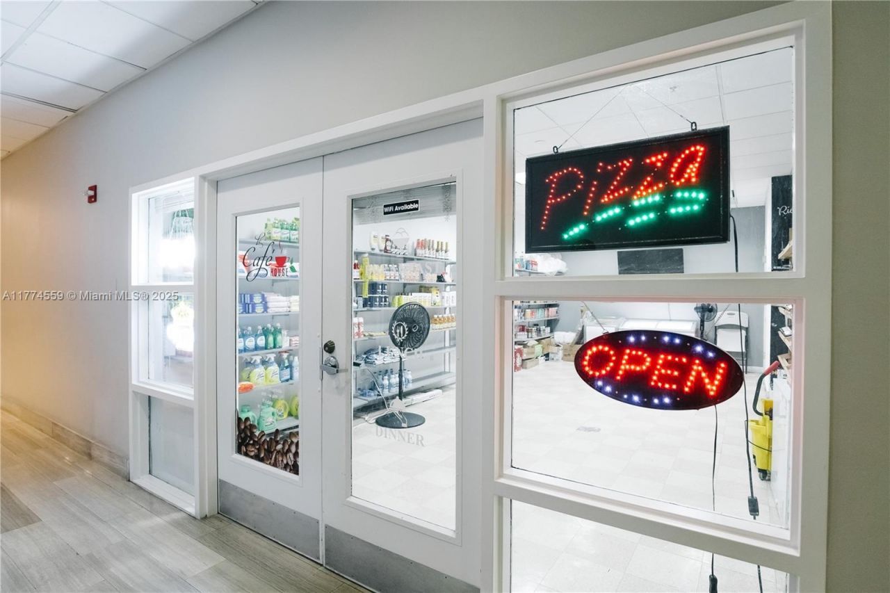 19390 Collins Ave, Unit 1614, Sunny Isles Beach, FL 33160 Photo